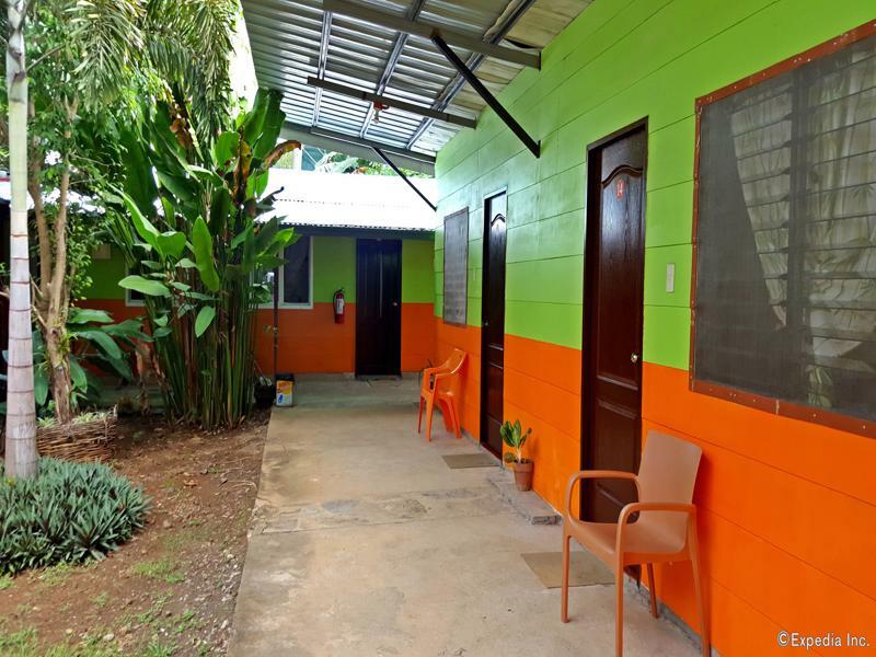 Oyo 671 Natua'S Cabin Puerto Princesa Buitenkant foto